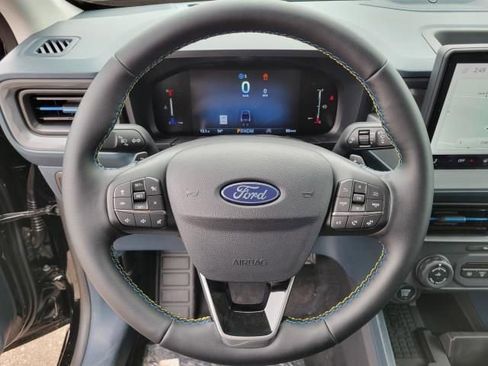 New 2025 Ford Maverick Lobo image 20