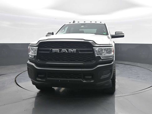 Used 2022 RAM 2500 Tradesman AWD/4WD image 3