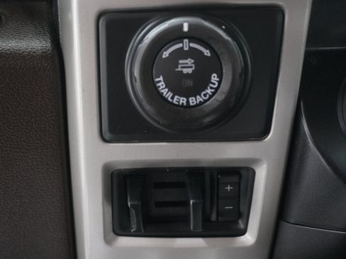 Used 2018 Ford F150 King Ranch w/ Equipment Group 601A Luxury AWD/4WD image 28