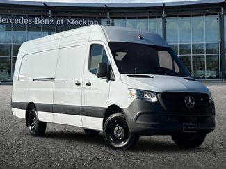 New 2026 Mercedes-Benz Sprinter 3500 video 2