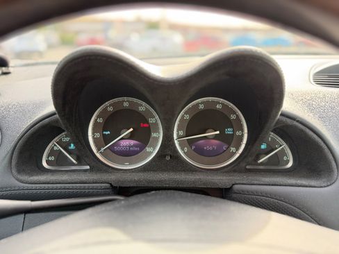 Used 2005 Mercedes-Benz SL 500 image 4