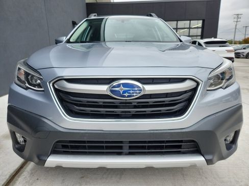 Used 2022 Subaru Outback Limited image 2