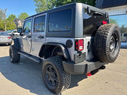 Used 2014 Jeep Wrangler Unlimited Sport w/ Quick Order Package 24S AWD/4WD image 3