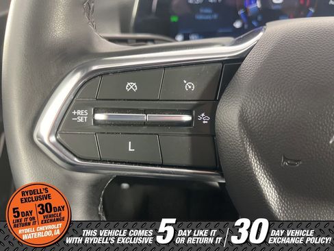 Certified 2025 Chevrolet Equinox LT w/ LPO, Floor Liner Package image 31