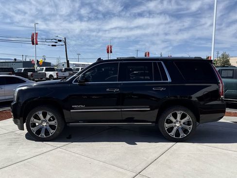 Used 2015 GMC Yukon Denali w/ Premium Package AWD/4WD image 2