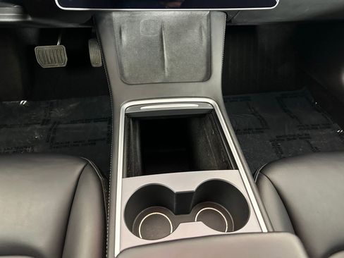 Used 2021 Tesla Model 3 Standard Range Plus image 28