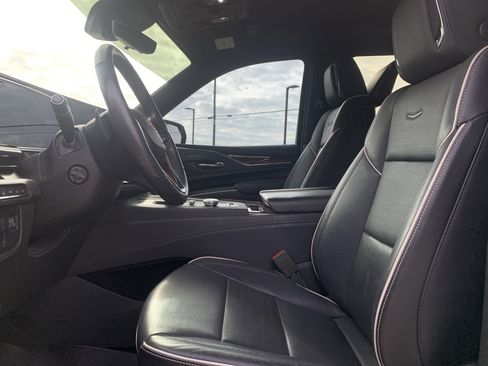 Used 2021 Cadillac Escalade Premium Luxury w/ Driver Assist Tech Package image 16