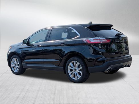 Used 2024 Ford Edge Titanium AWD/4WD image 5