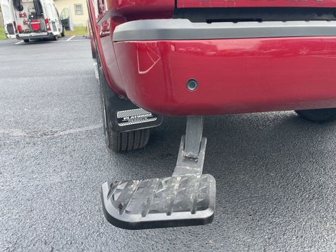 Used 2022 Nissan Titan Platinum Reserve w/ Moonroof Package image 13