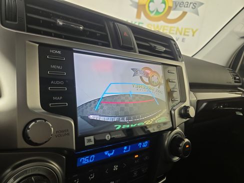 Used 2020 Toyota 4Runner Limited image 21