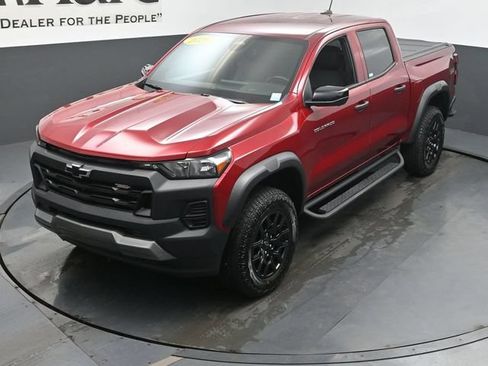 Used 2026 Chevrolet Colorado Trail Boss AWD/4WD image 43