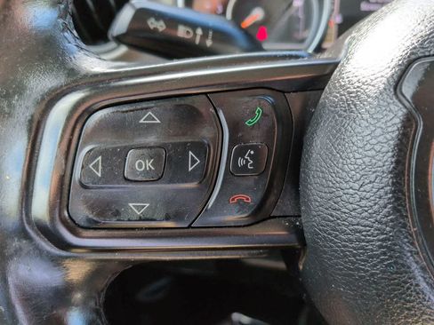 Used 2018 Jeep Wrangler Unlimited Sport S AWD/4WD image 23