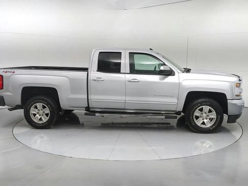 Used 2017 Chevrolet Silverado 1500 LT w/ All Star Edition AWD/4WD image 8