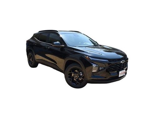 New 2026 Chevrolet Trax LT w/ Midnight Edition FWD image 2