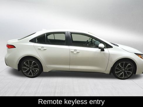 Used 2021 Toyota Corolla SE w/ Carpet Mat Package (TMS) image 7