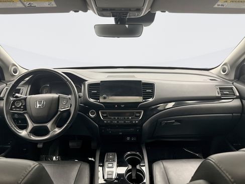 Used 2022 Honda Pilot Touring image 14