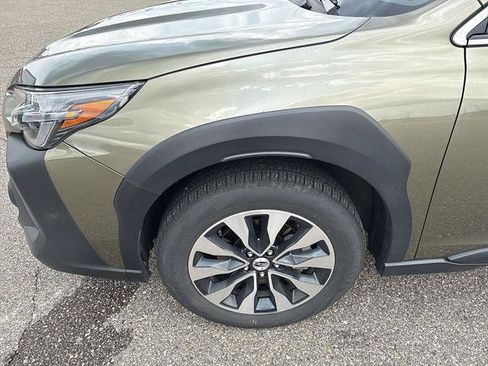 Used 2025 Subaru Outback Limited AWD/4WD image 47