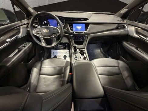 Used 2023 Cadillac XT5 Sportv w/ Technology Package image 12