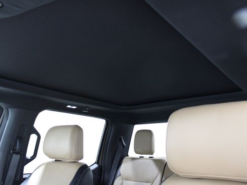 Used 2023 Ford F250 Lariat w/ Chrome Package image 28