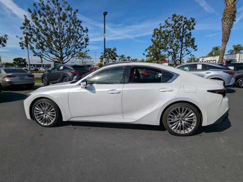 Used 2023 Lexus IS 300 w/ Premium Package image 9