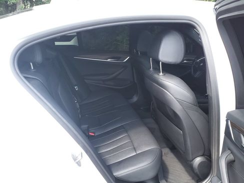 Used 2022 BMW 540i w/ M Sport Package RWD image 12
