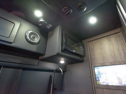 Used 2025 Mercedes-Benz Sprinter 3500 image 12