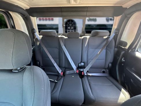 Used 2020 Jeep Gladiator Sport w/ Quick Order Package 24S AWD/4WD image 25