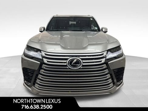 New 2025 Lexus LX 600 4WD w/ Luxury Package image 2