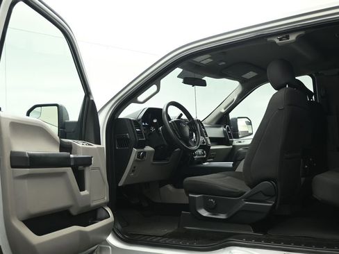Used 2018 Ford F150 XL w/ Equipment Group 101A Mid RWD image 6
