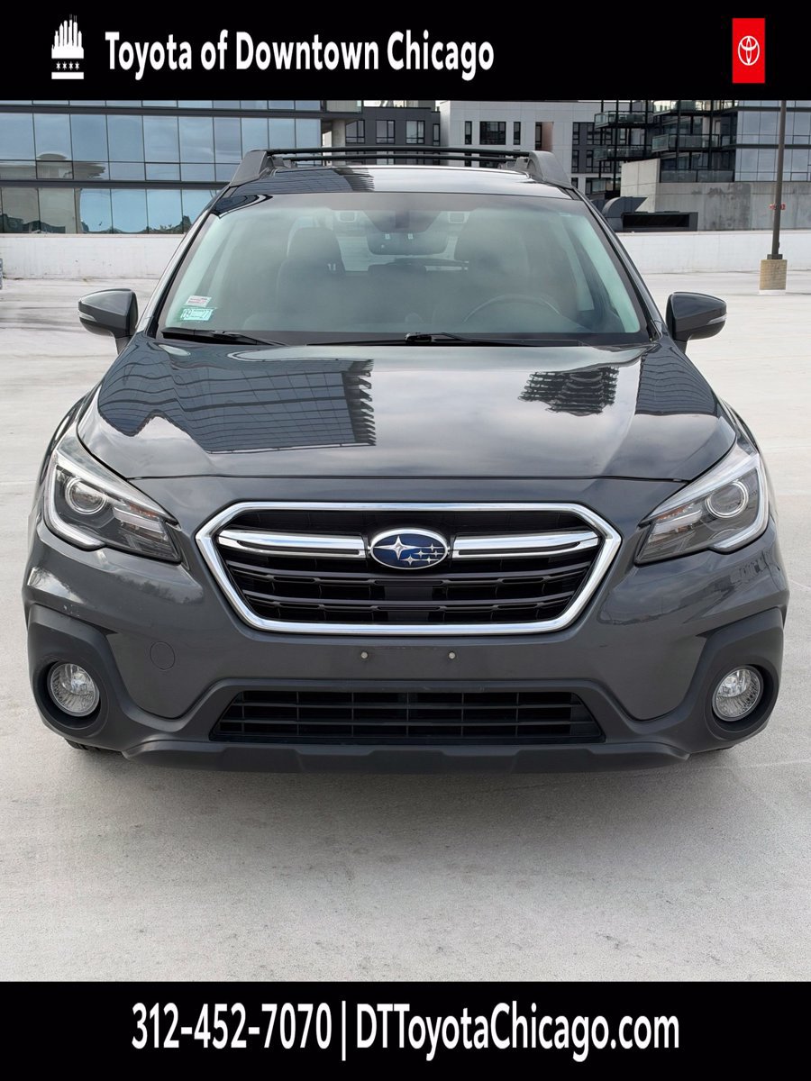Used 2018 Subaru Outback 2.5i Limited AWD/4WD image 3