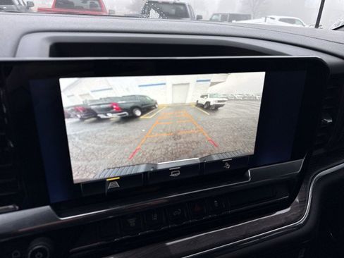 Used 2024 Chevrolet Silverado 3500 LTZ w/ LTZ Convenience Package image 21