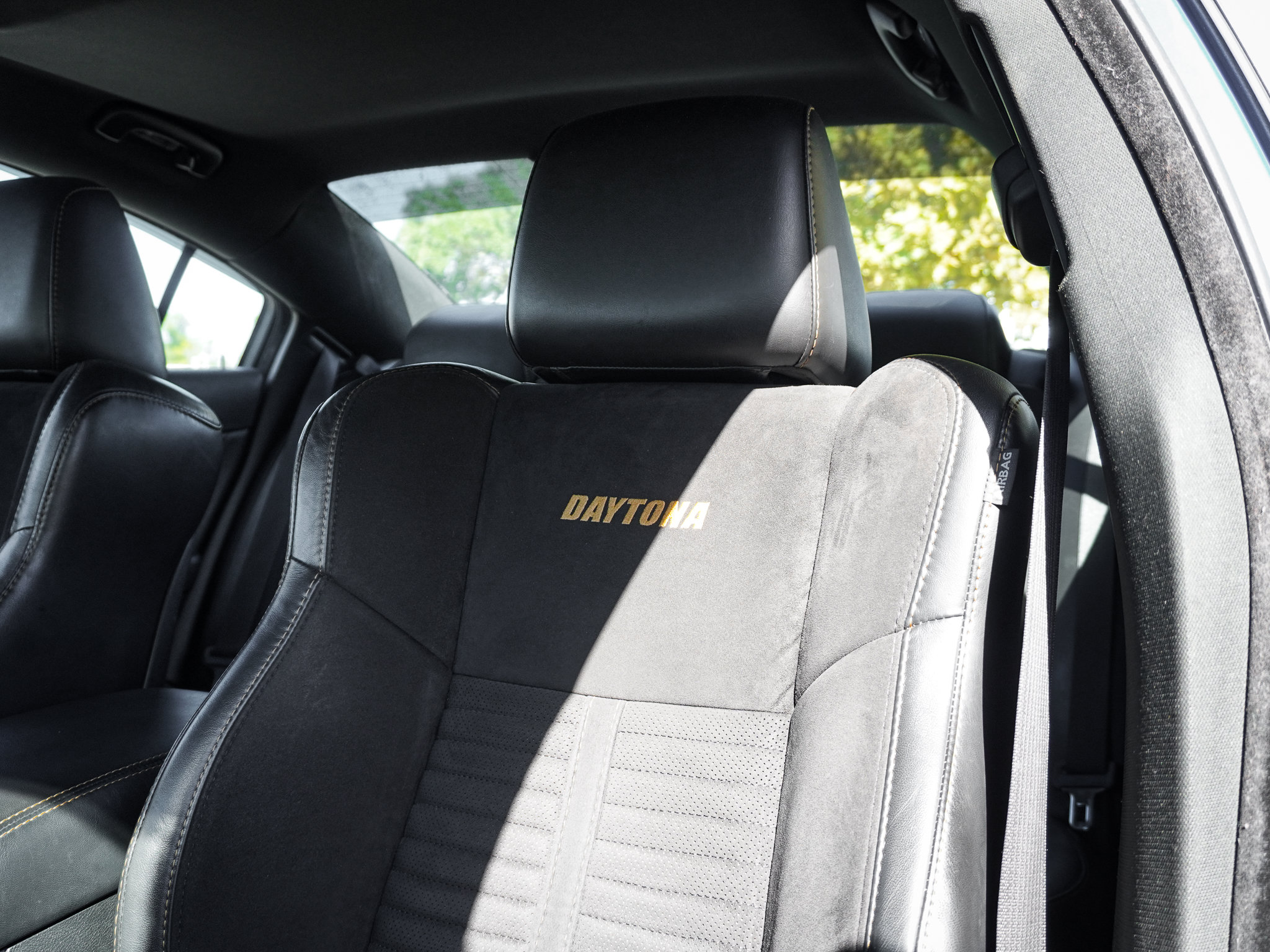 Used 2018 Dodge Charger R/T RWD image 17