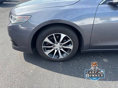 Used 2017 Acura TLX FWD image 16