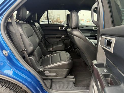 Used 2020 Ford Explorer XLT w/ Equipment Group 202A image 55