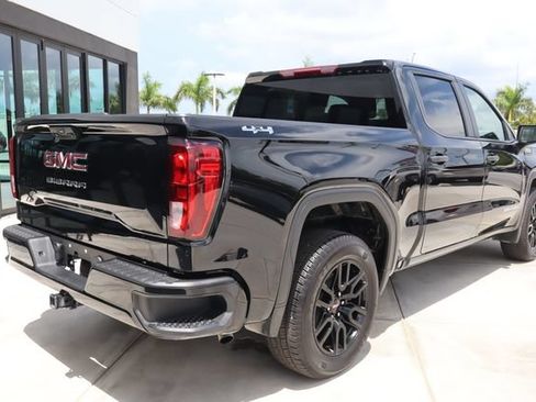 Used 2025 GMC Sierra 1500 Pro w/ Graphite Edition AWD/4WD image 3