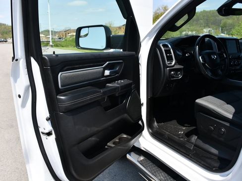Used 2022 RAM 1500 Big Horn image 11