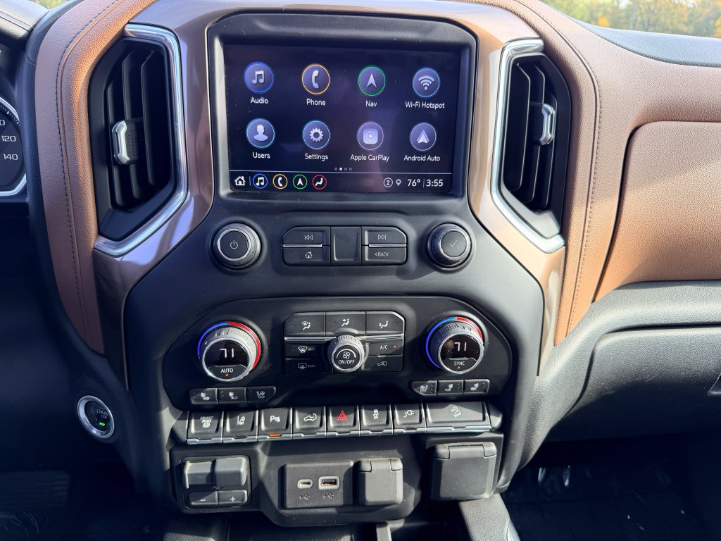 Used 2021 Chevrolet Silverado 3500 High Country w/ Safety Package II AWD/4WD image 12