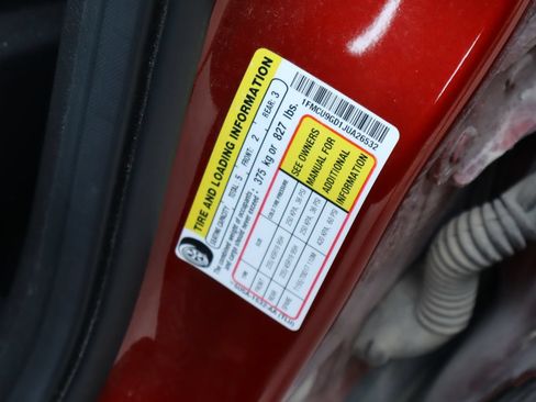 Used 2018 Ford Escape SE w/ SE Sport Appearance Package AWD/4WD image 29