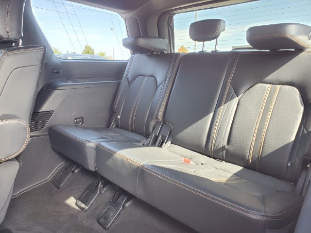 Certified 2024 Ford Expedition Platinum AWD/4WD image 31