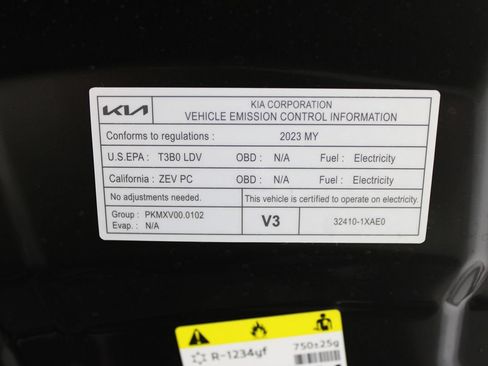 Used 2023 Kia EV6 Wind w/ Wind Technology Package RWD image 37