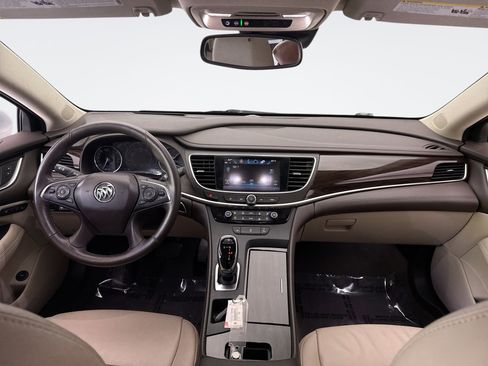 Used 2017 Buick LaCrosse Premium image 14