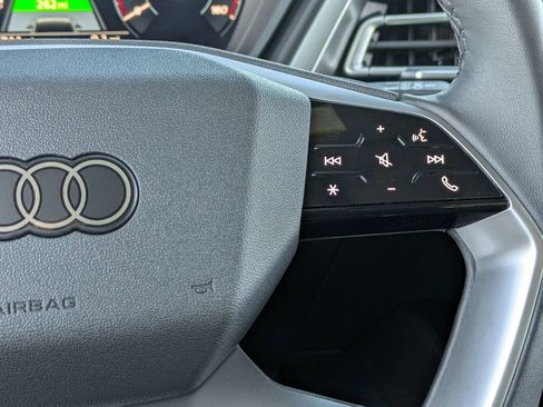 Used 2025 Audi Q4 e-tron Premium w/ Convenience Package AWD/4WD image 11