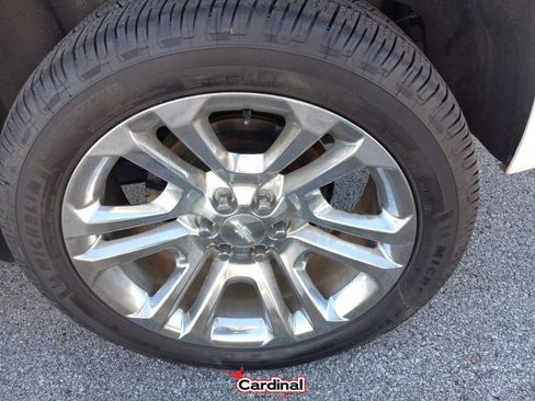 Used 2019 Chevrolet Tahoe Premier w/ Premier Plus Edition image 15