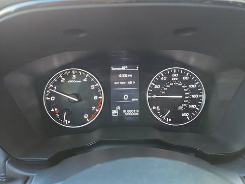 Used 2022 Subaru Legacy Premium image 21