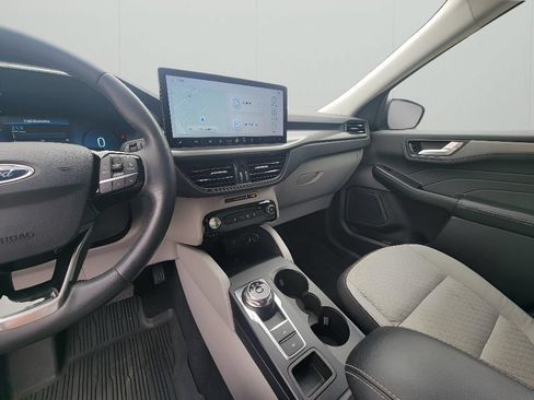 Used 2023 Ford Escape Active w/ Tech Pack #2 AWD/4WD image 19