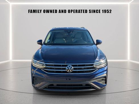 Used 2023 Volkswagen Tiguan SE FWD image 6