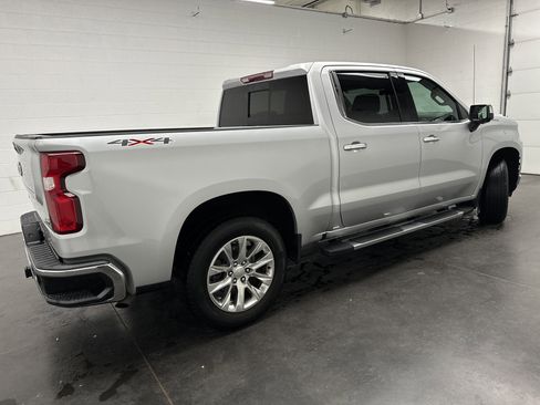 Used 2022 Chevrolet Silverado 1500 LTZ w/ LTZ Convenience Package II image 10