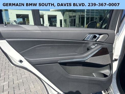 Used 2026 BMW X7 xDrive40i image 26
