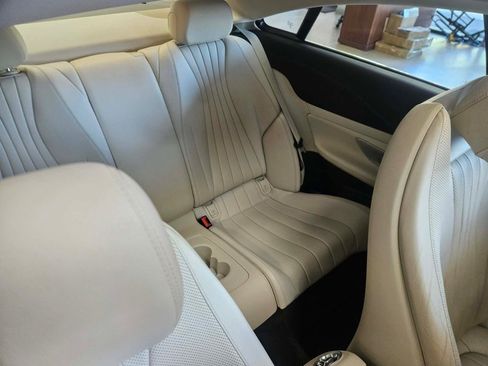 Used 2018 Mercedes-Benz E 400 Coupe image 4