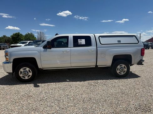 Used 2016 Chevrolet Silverado 2500 LT AWD/4WD image 6